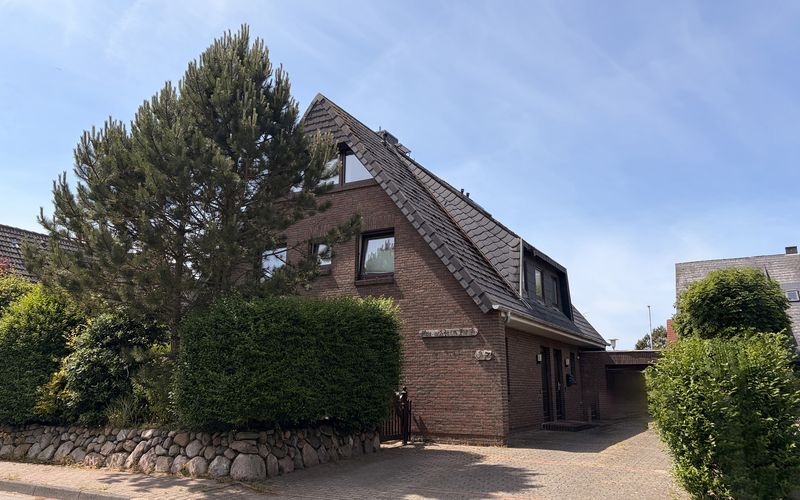 Einzelhaus unweit der Westerländer Salzwiesen